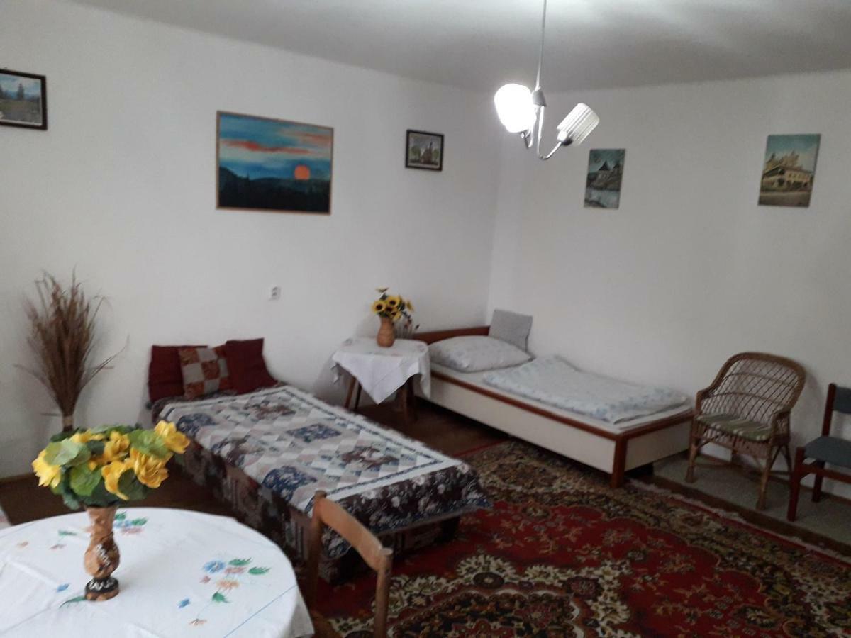 Ladislav Apartamento Spisske Vlachy Exterior foto