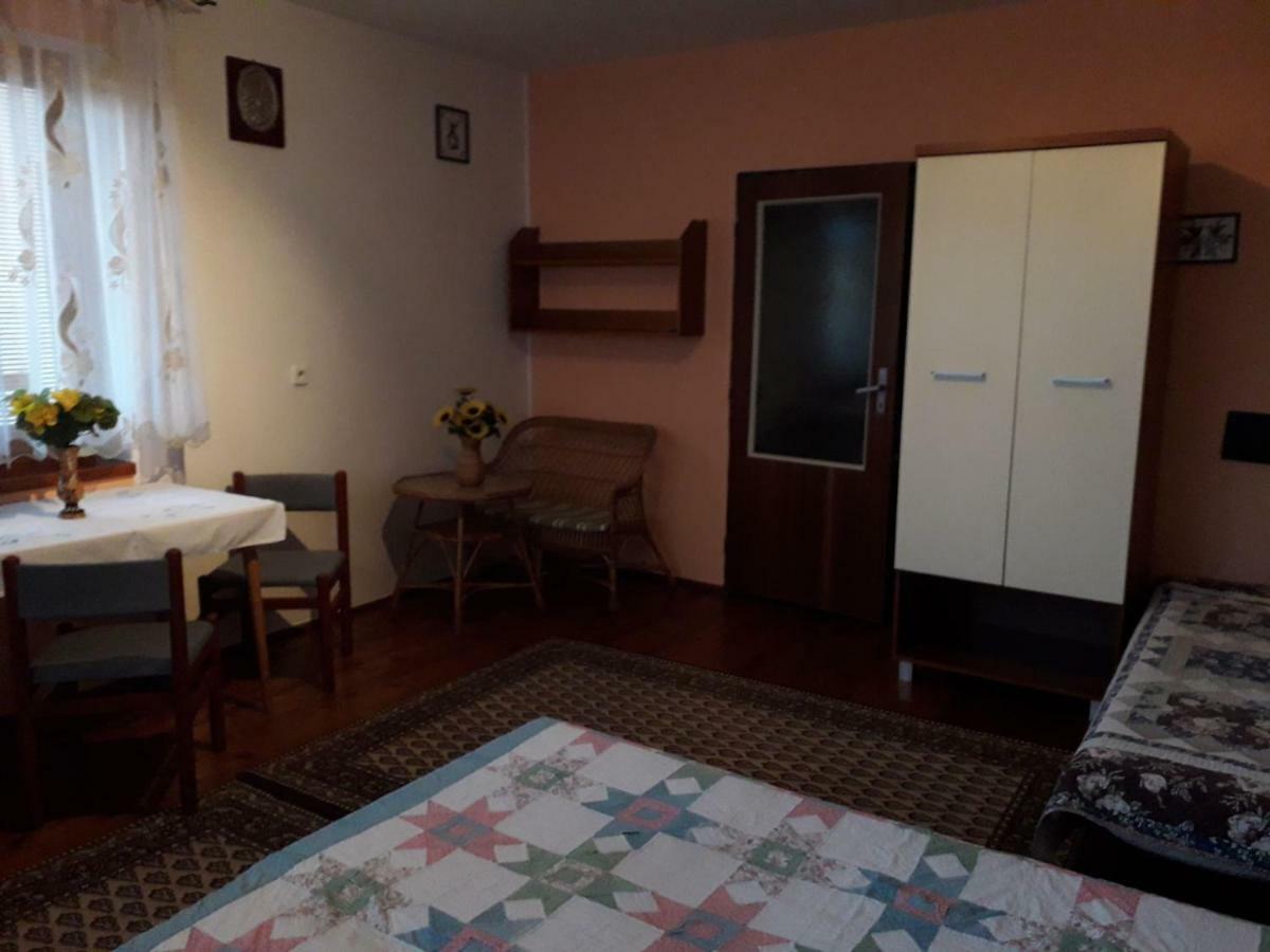 Ladislav Apartamento Spisske Vlachy Exterior foto
